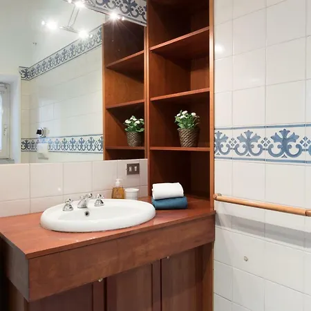 Amazing 4 Bedrooms With Garden Апартаменты *