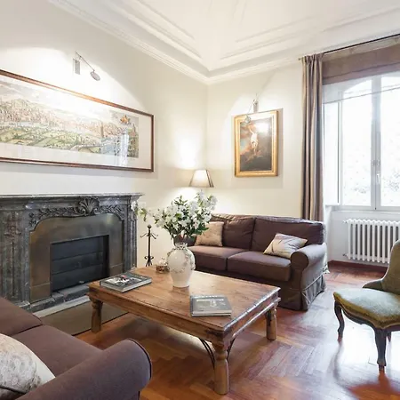 Amazing 4 Bedrooms With Garden Апартаменты