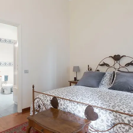 Amazing 4 Bedrooms With Garden Апартаменты *