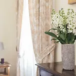 דירה Amazing 4 Bedrooms With Garden *