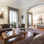 Amazing 4 Bedrooms With Garden *
