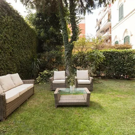 Amazing 4 Bedrooms With Garden * Róma