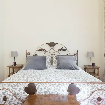 Amazing 4 Bedrooms With Garden Apartman *