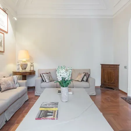 Amazing 4 Bedrooms With Garden * Róma