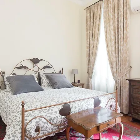 Amazing 4 Bedrooms With Garden Apartman Róma