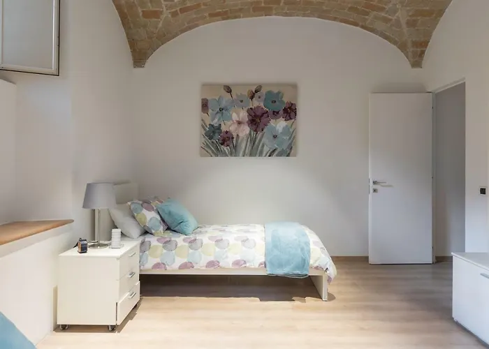 Amazing 4 Bedrooms With Garden Рим