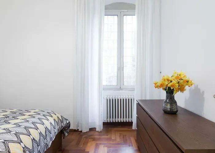 Amazing 4 Bedrooms With Garden Апартаменты