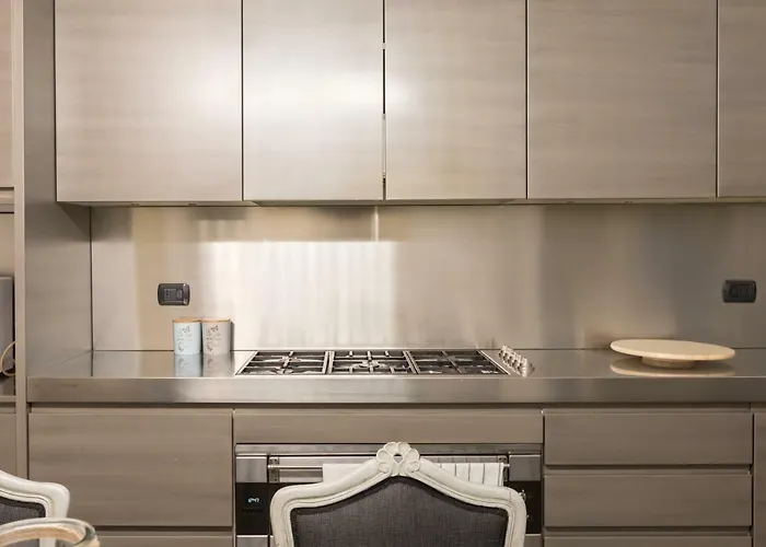Amazing 4 Bedrooms With Garden Апартаменты