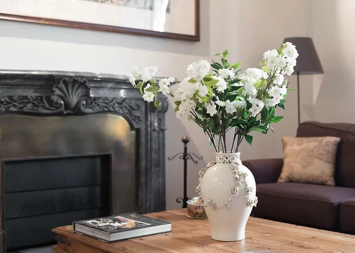 Amazing 4 Bedrooms With Garden Апартаменты