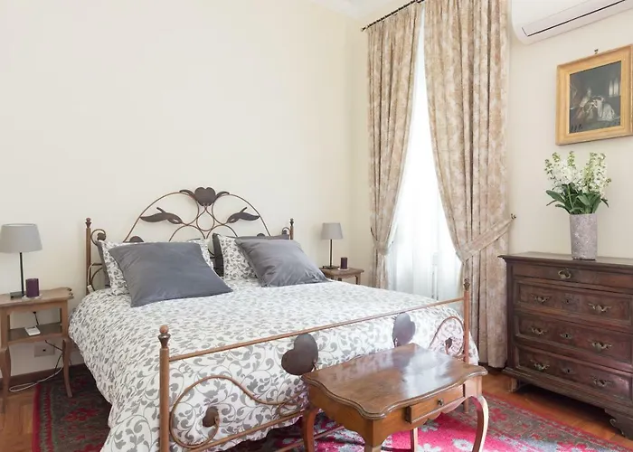 Amazing 4 Bedrooms With Garden Апартаменты Рим